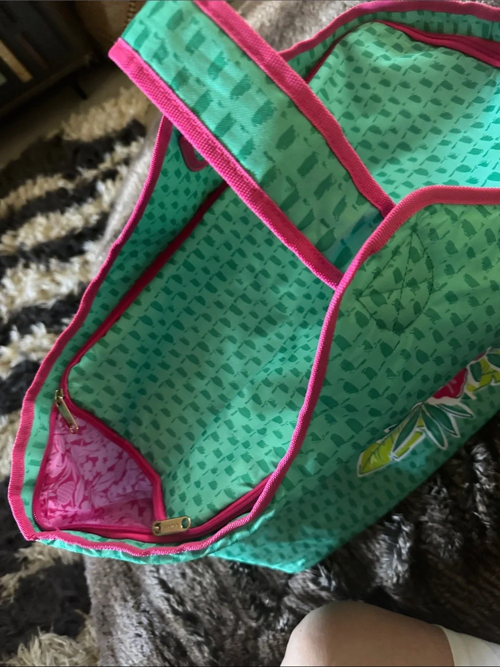 Tupperware Teal Cosmetic Tote with Pink Trim and Tropical Floral Print